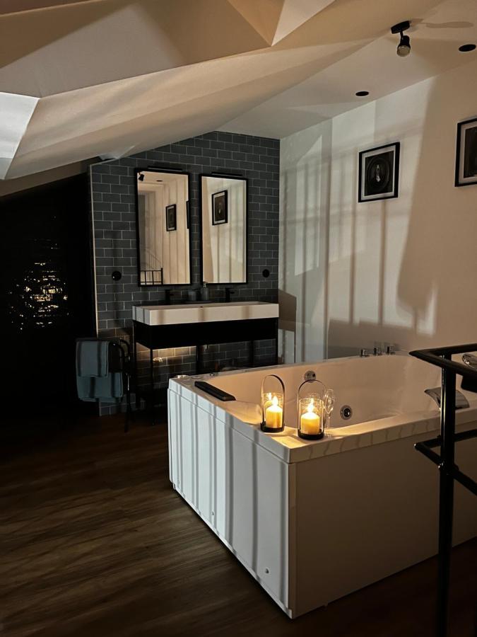 Entre Nous Le Du Bellay Apartment โซมูร์ ภายนอก รูปภาพ